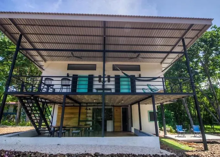 Casa Del Oeste, Playa Avellanas Beach House