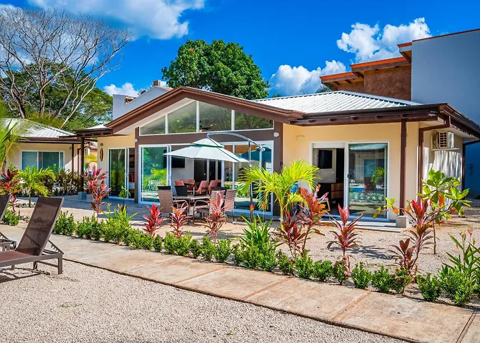 Avellanas Beach Condo: Saltwater Pool Access!